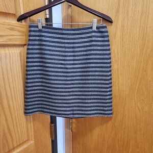 LOFT Mini Pencil Skirt Womens Navy In Size 2 Zipped